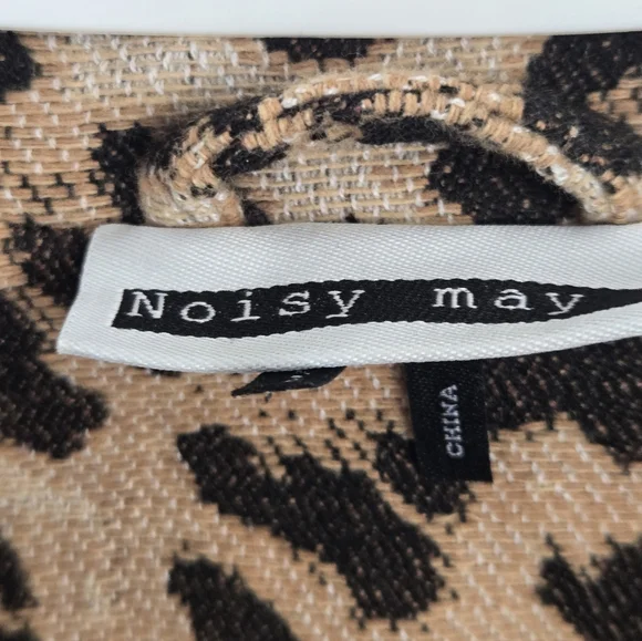 Coat - Picture 2 of 2